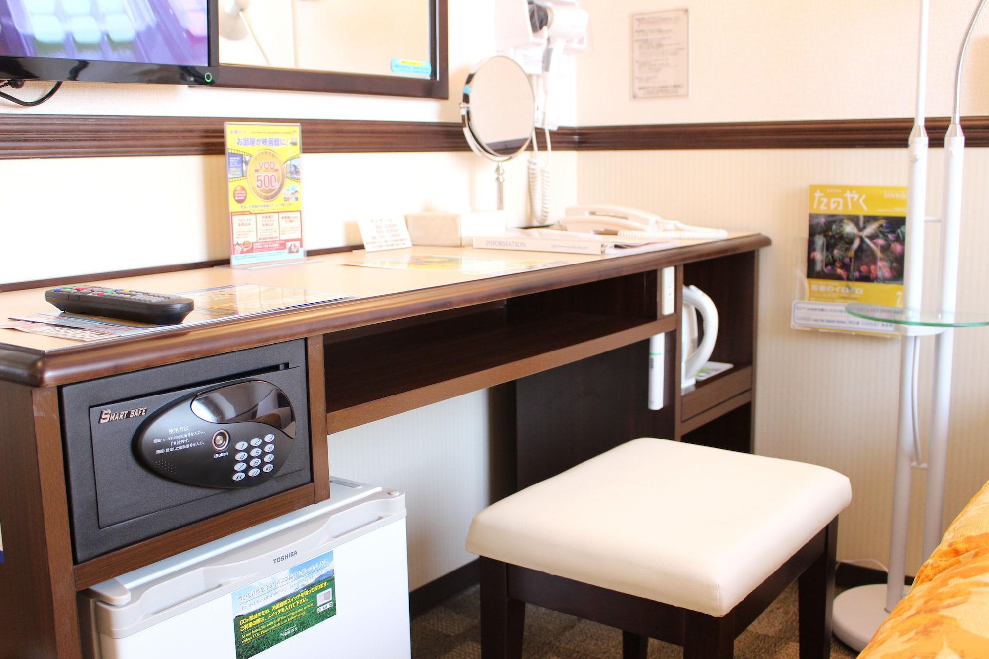 Toyoko Inn Tokyo Nihombashi Zeimusho Mae Exterior photo