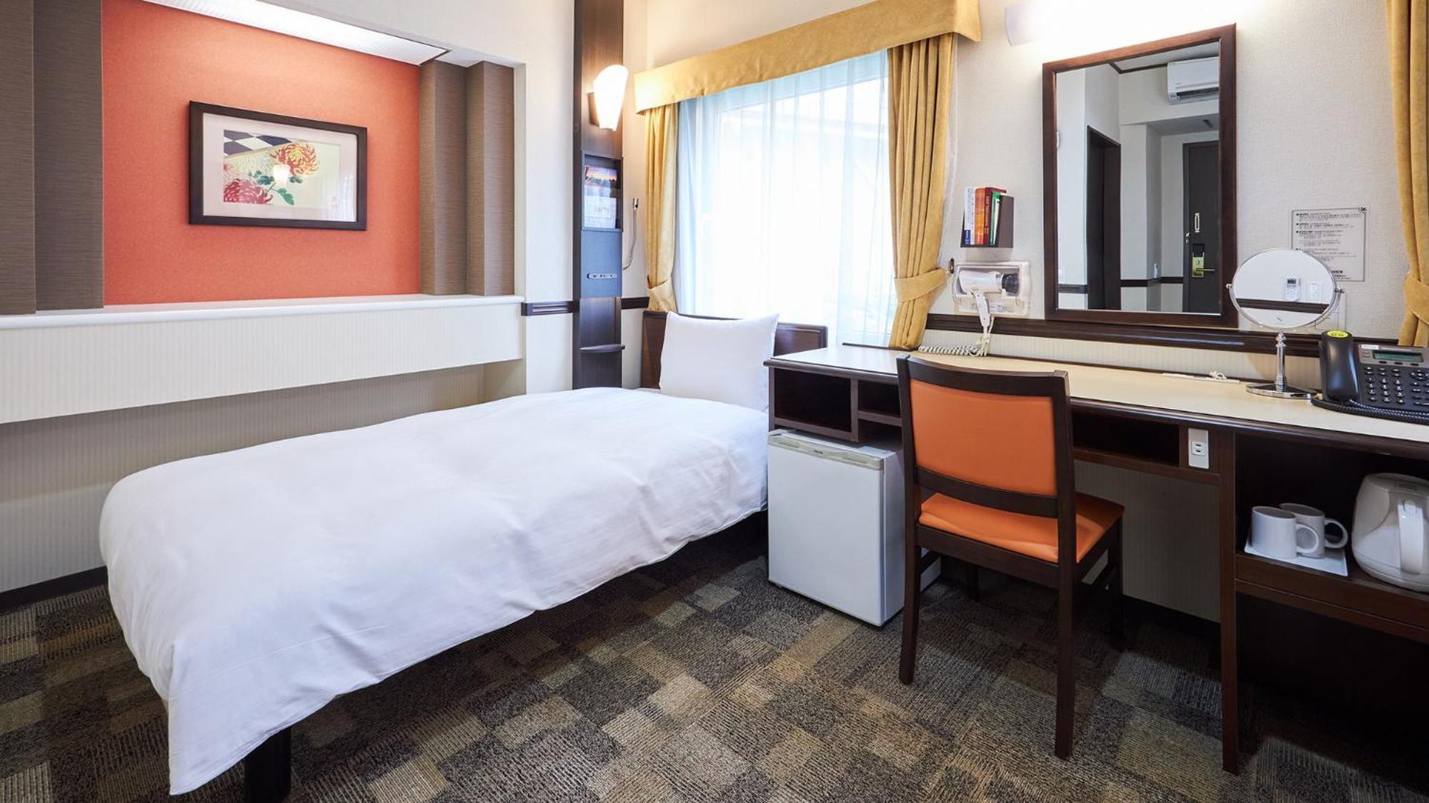Toyoko Inn Tokyo Nihombashi Zeimusho Mae Room photo
