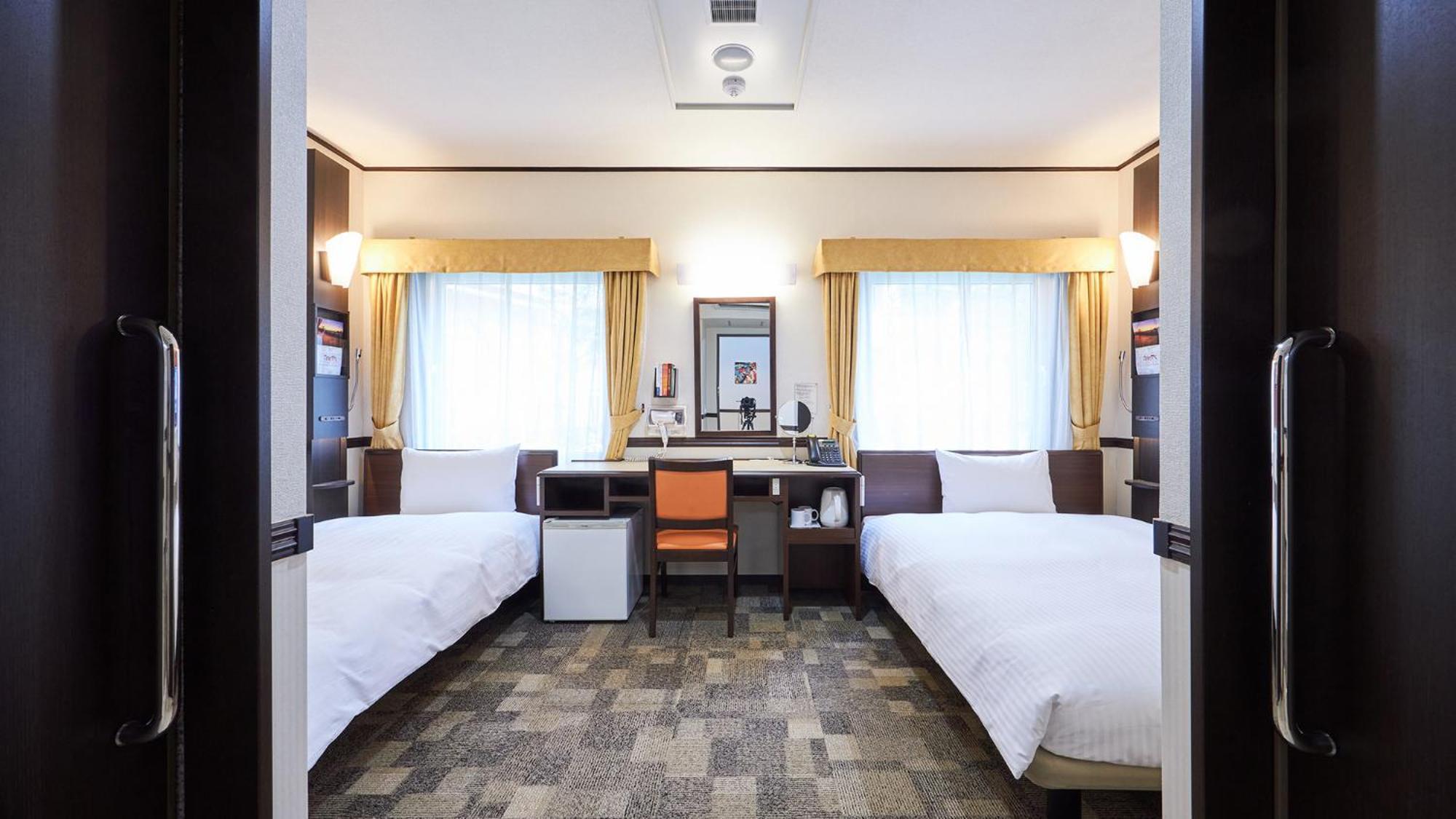 Toyoko Inn Tokyo Nihombashi Zeimusho Mae Exterior photo