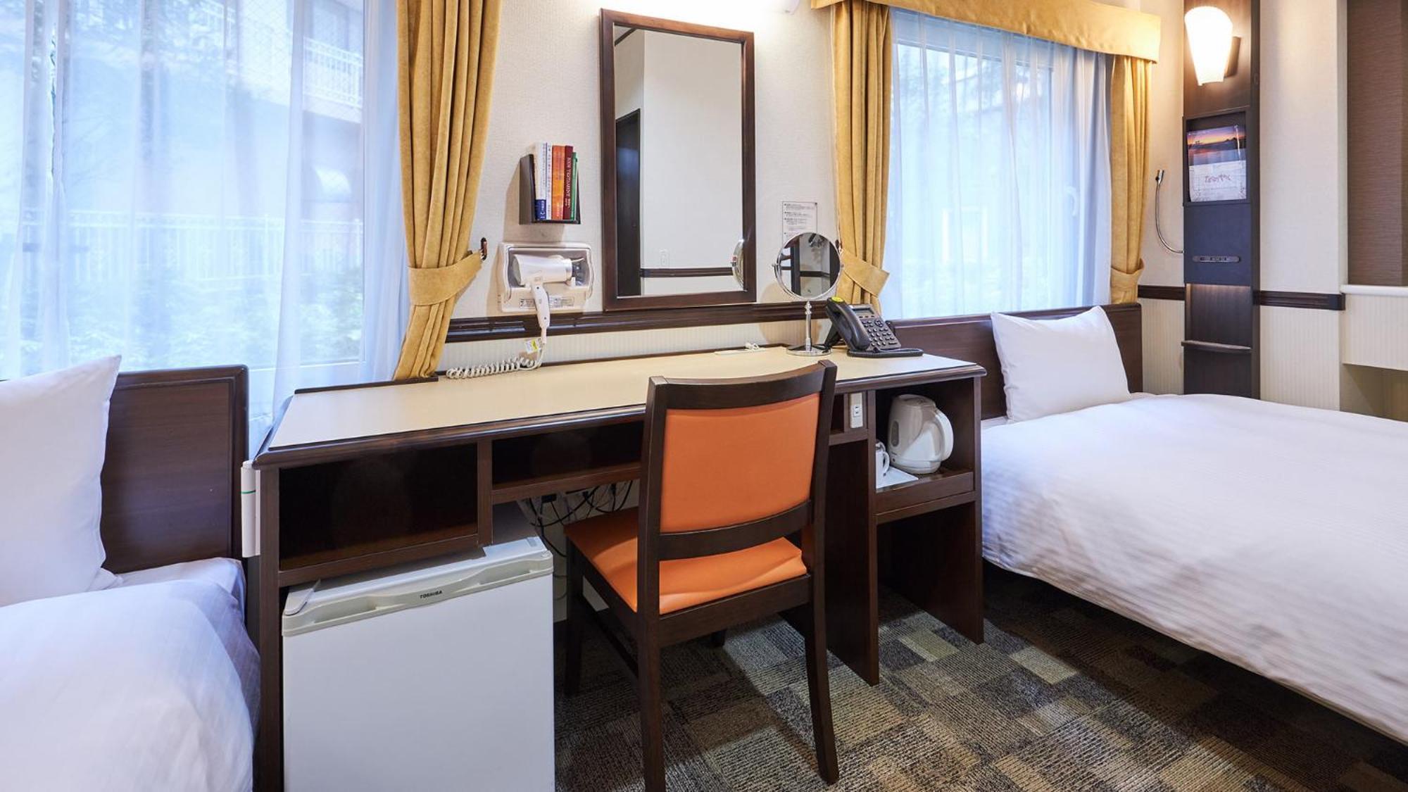 Toyoko Inn Tokyo Nihombashi Zeimusho Mae Room photo