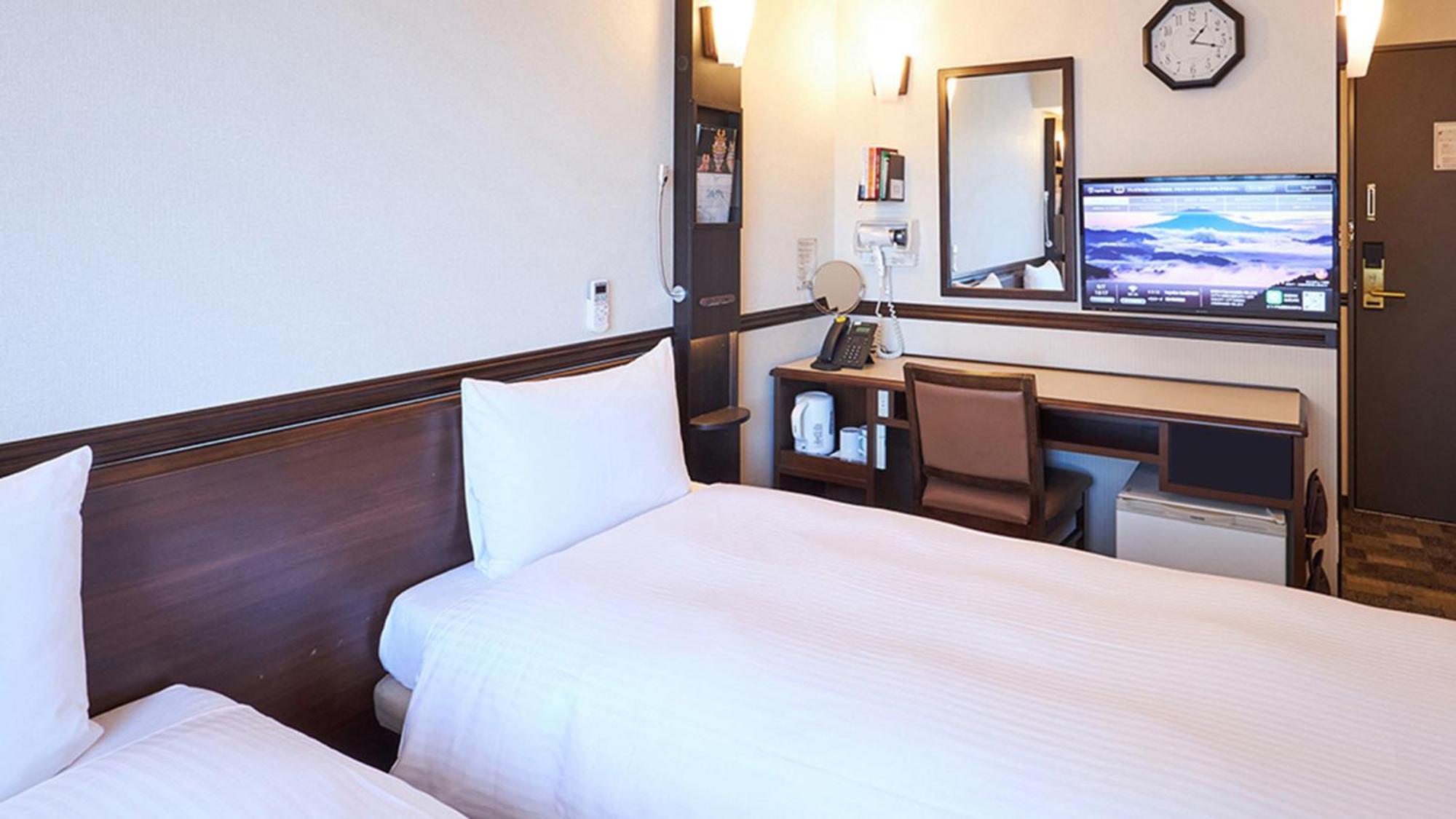 Toyoko Inn Tokyo Nihombashi Zeimusho Mae Room photo