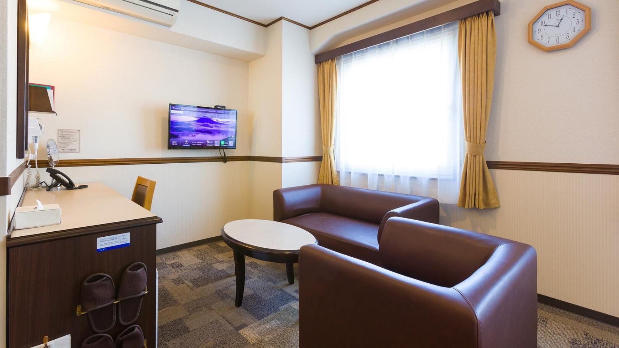 Toyoko Inn Tokyo Nihombashi Zeimusho Mae Room photo